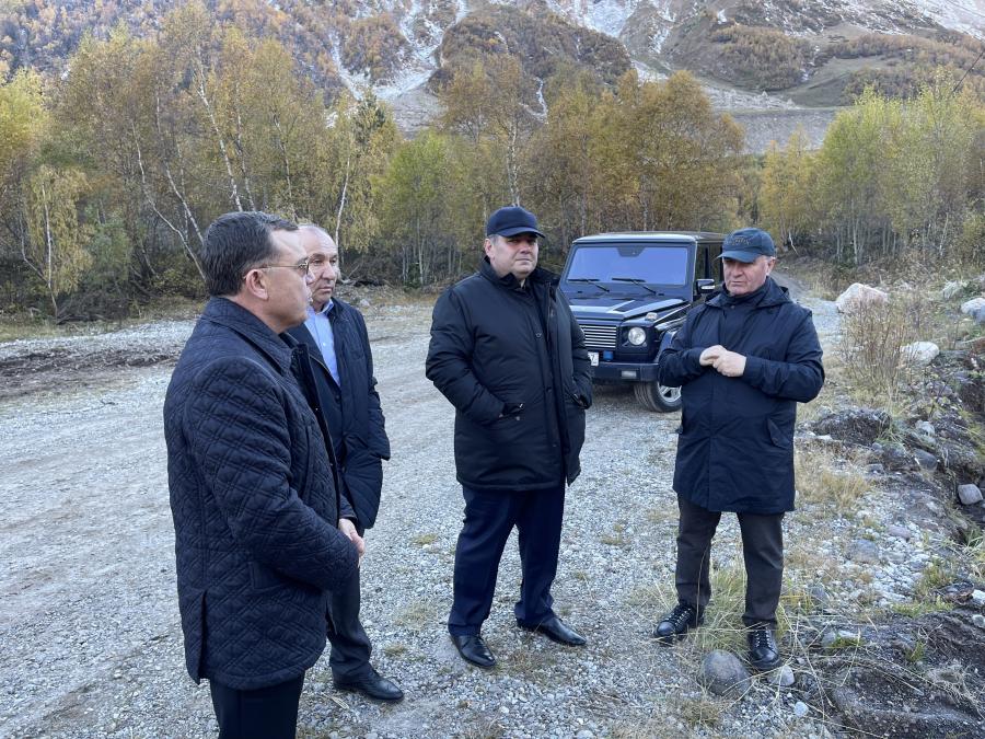 Глава КБР Казбек Коков проинспектировал ход подготовки к новому горнолыжному сезону 